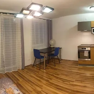 Apartament Mini Pn / Cracow North Z Parkingiem, Kraków